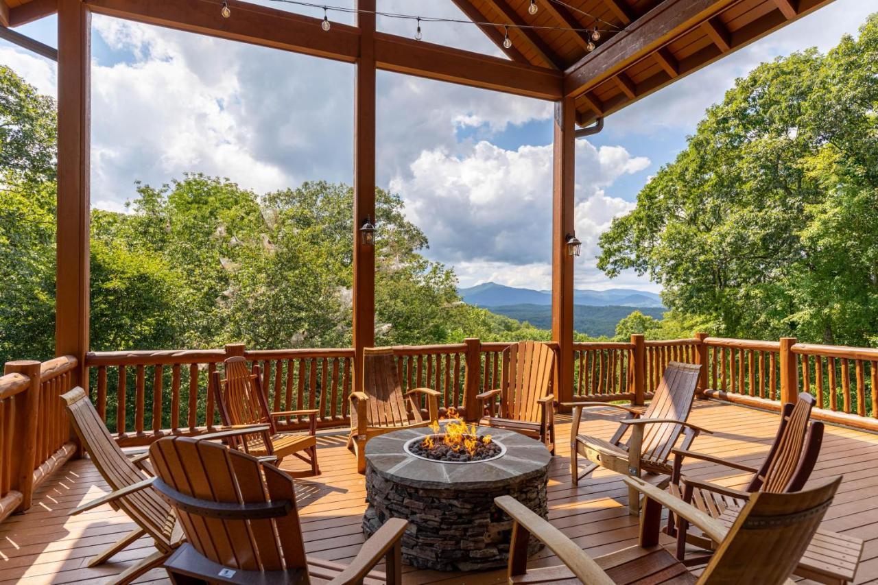 Mountain Camp Villa Blowing Rock Exterior photo